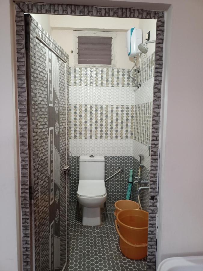 Sri Govinda Nilayam Home Stay 1 Visakhapatnam Buitenkant foto